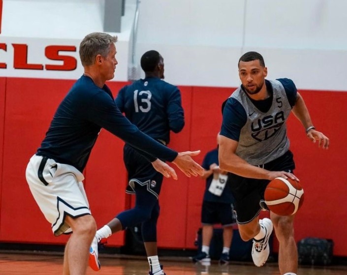 开云体育平台APP-浙江队碾压广州队，拉文带队取胜