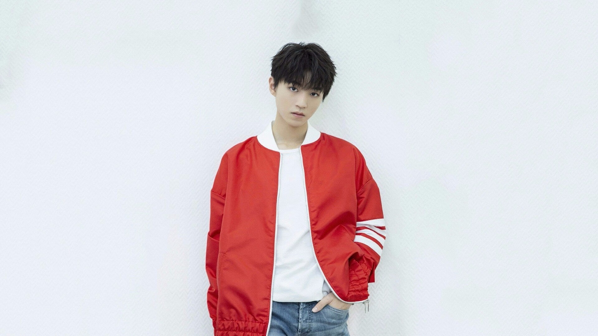 火星撞地球!友谊赛变奇袭战,克瓦拉茨赫利亚单挑多特后防,新西兰虽败犹荣