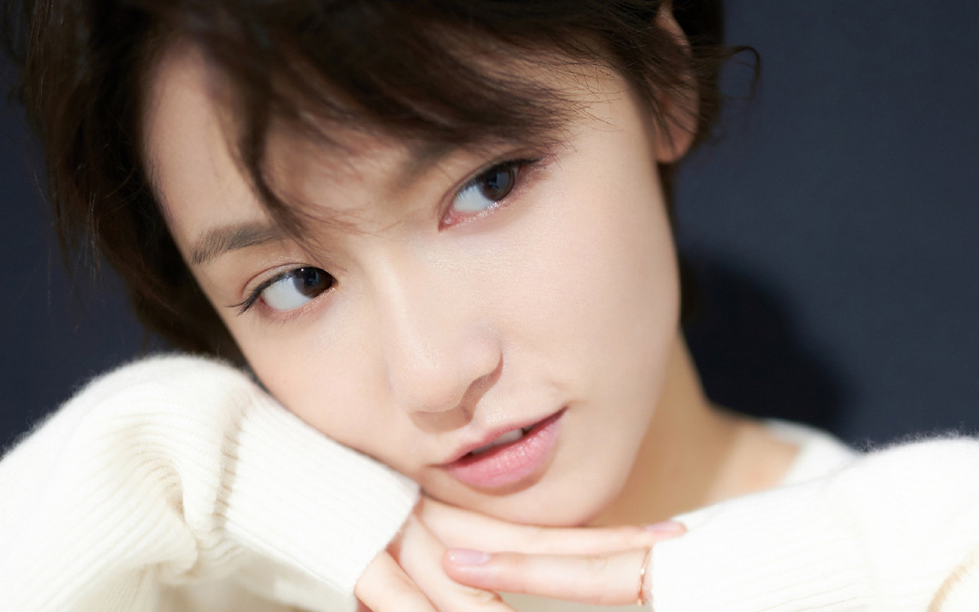 火星撞地球!友谊赛变奇袭战,克瓦拉茨赫利亚单挑多特后防,新西兰虽败犹荣