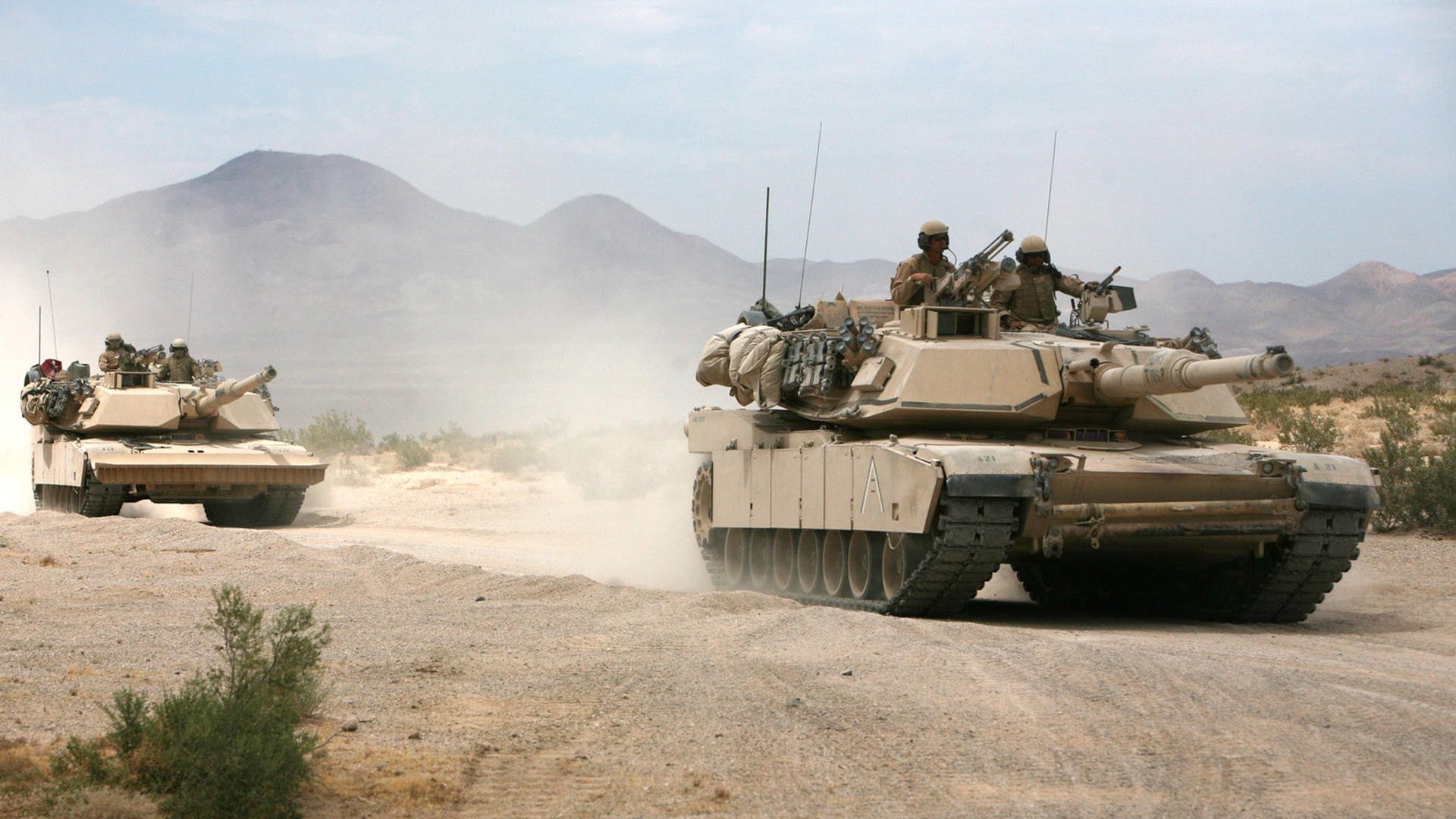 欧冠风暴眼，土耳其钢铁洪流全面压制，里昂在窒息式防守中迷失